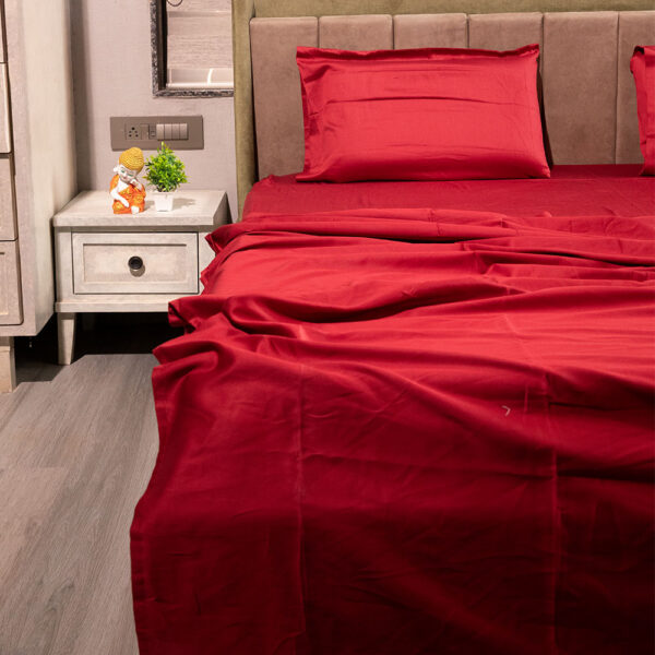 Red 500 Thread Count Bed sheet - Image 4