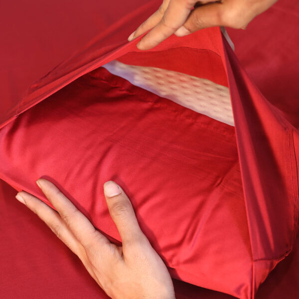Red 500 Thread Count Bed sheet - Image 3